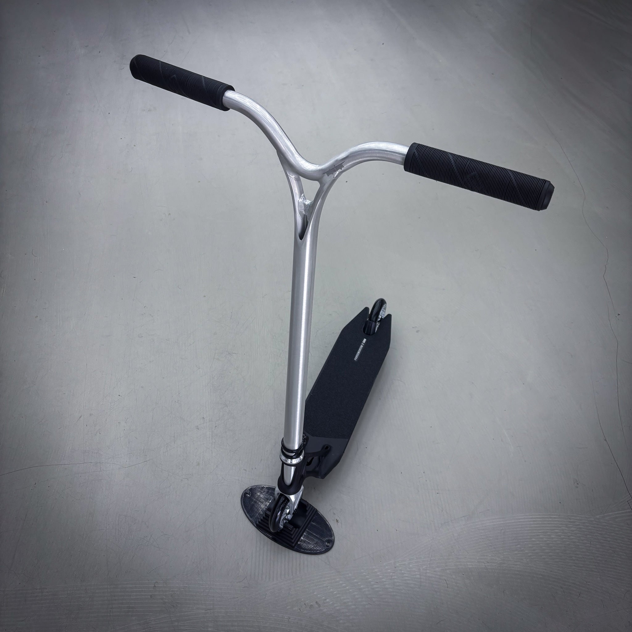 Ethic Pande Wolp Custom Build - Black/Silver-ScootWorld.dk