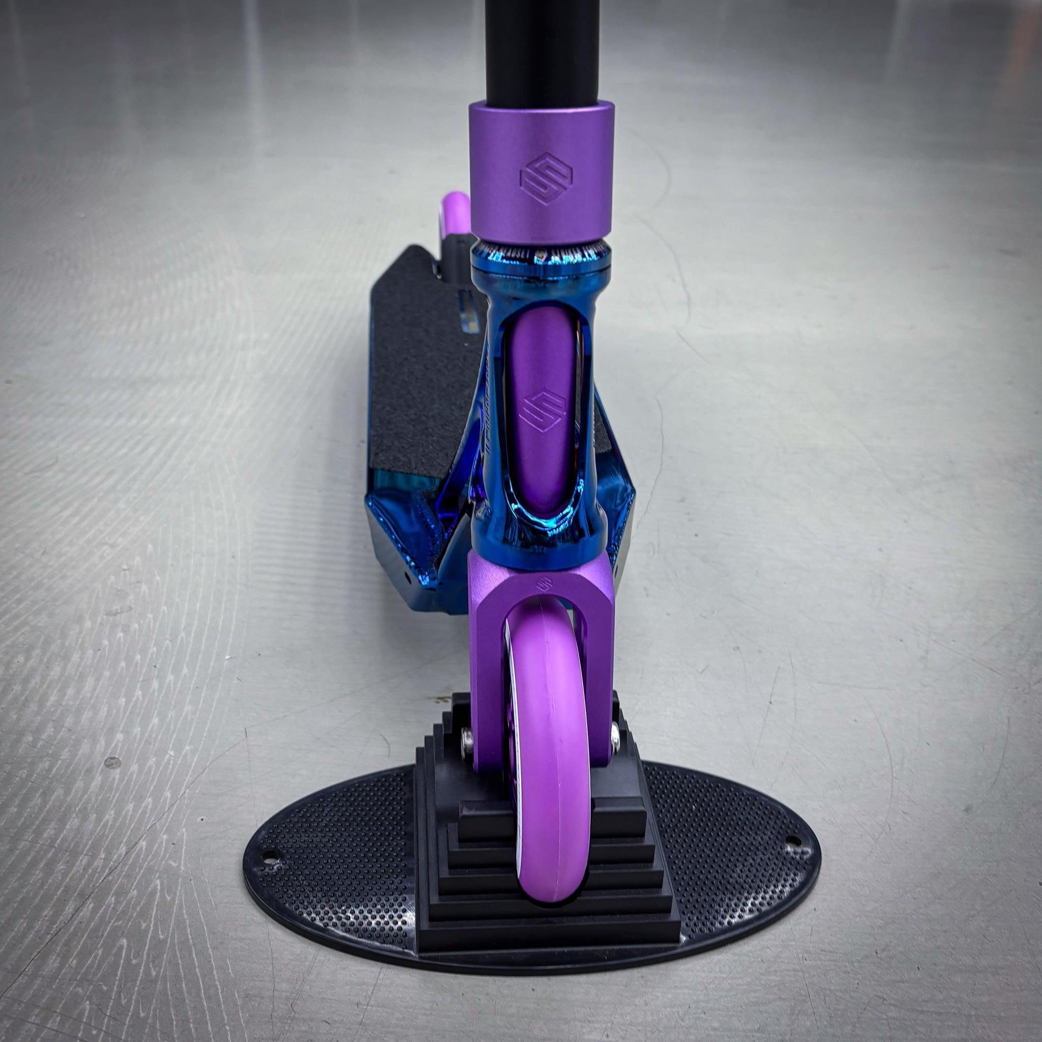 Striker Ethic Blue/Purple 460 Custom Build - Black/Blue/Purple-ScootWorld.dk