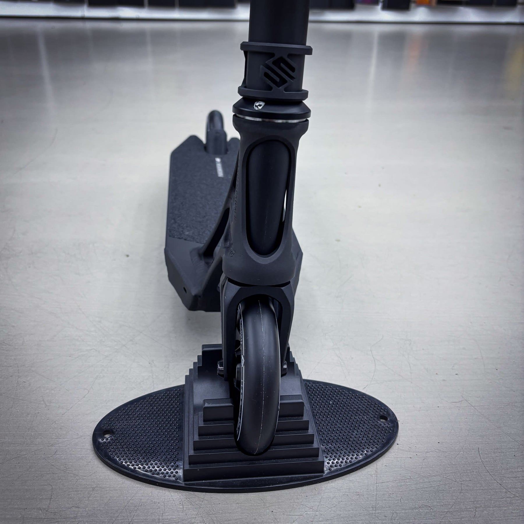 Ethic Black Custom Build - Black-ScootWorld.dk