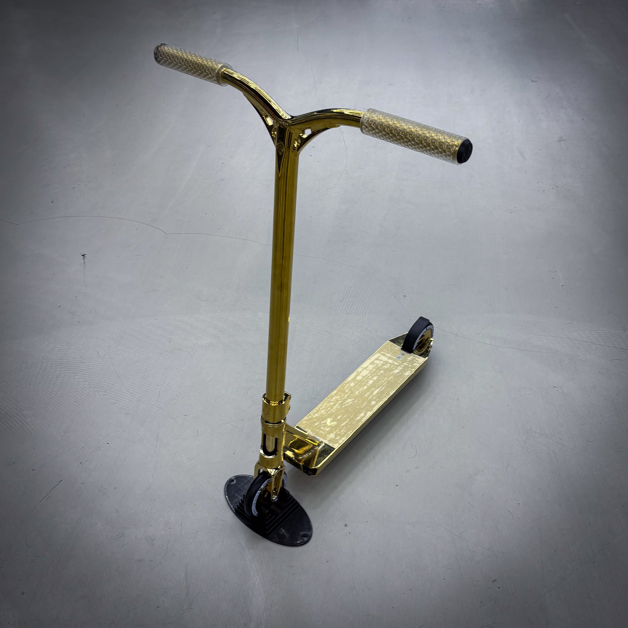 Striker Panda Gold Custom Løbehjul - Gold-ScootWorld.dk