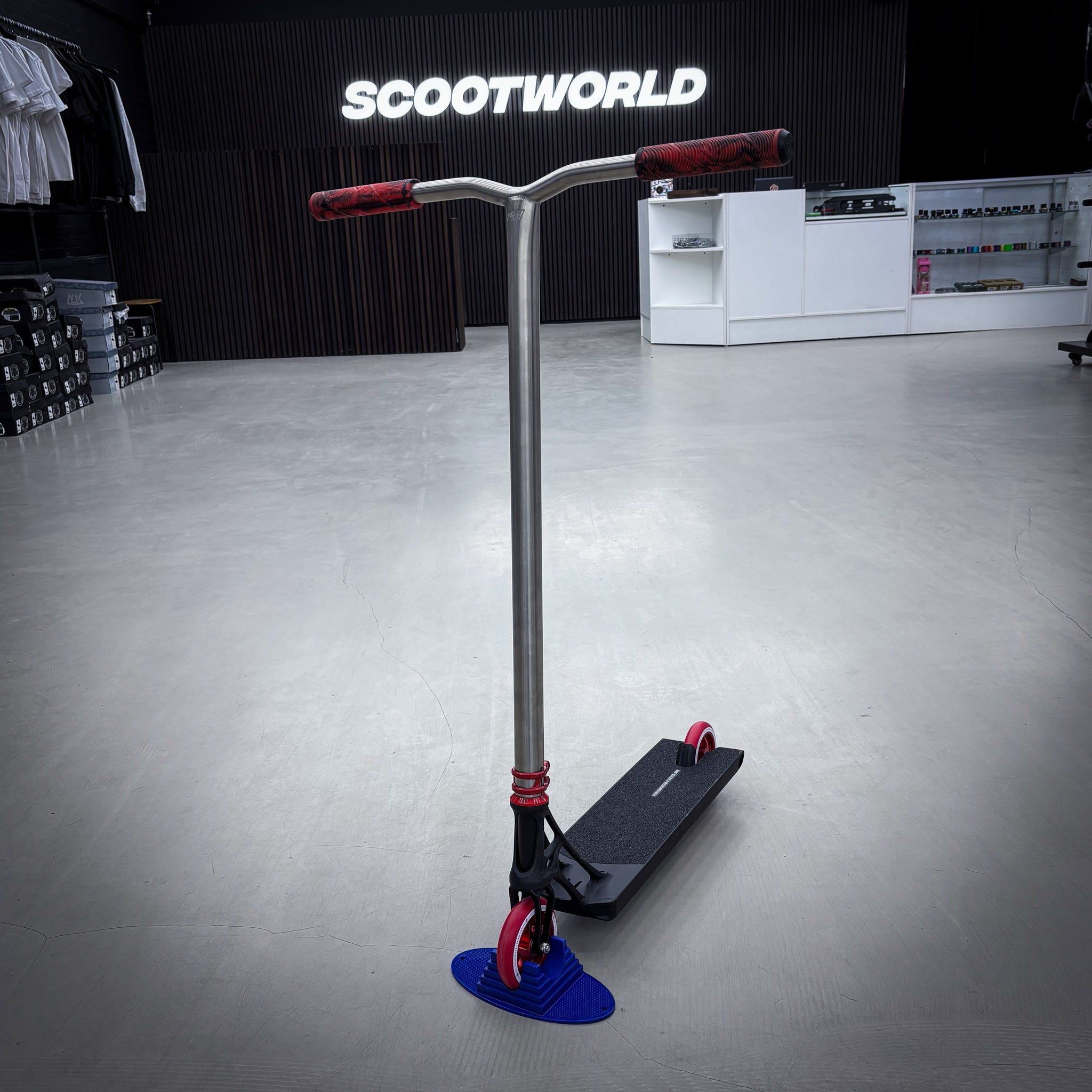 Striker Ethic Pande Boxed Custom Løbehjul - Black/Red/Raw-ScootWorld.dk