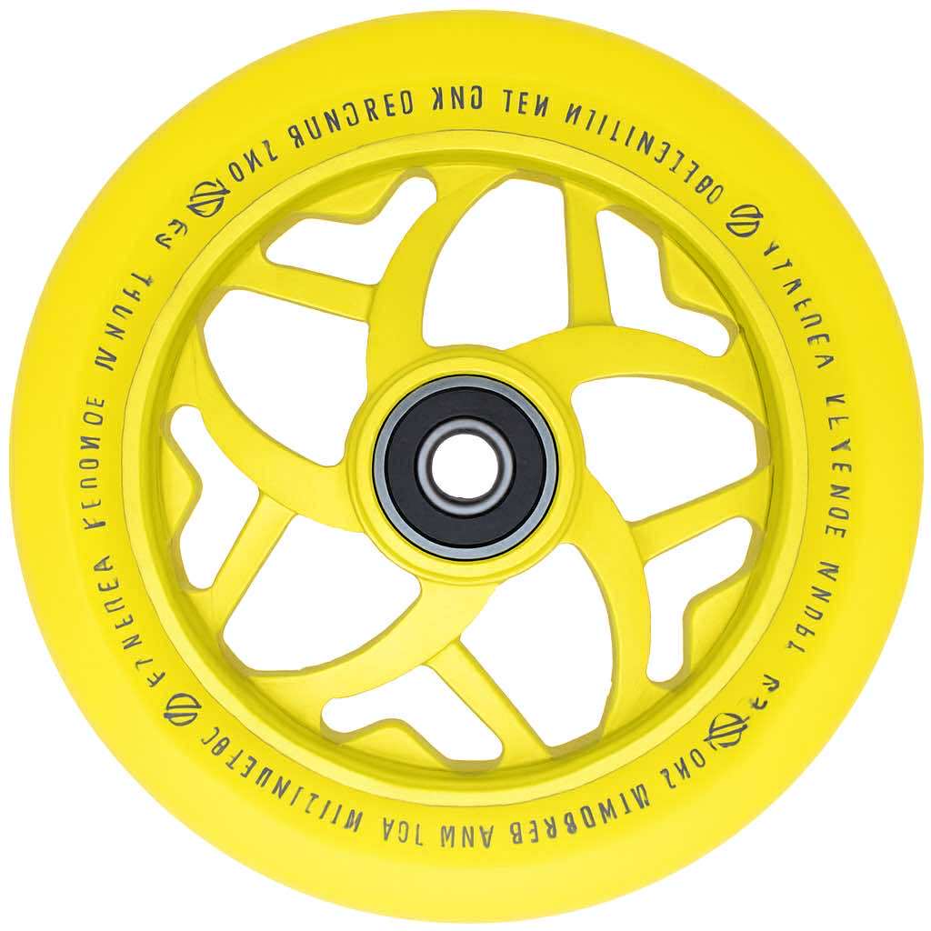 Kolečko Striker Essence V3 Colorblast PU 110mm - Yellow