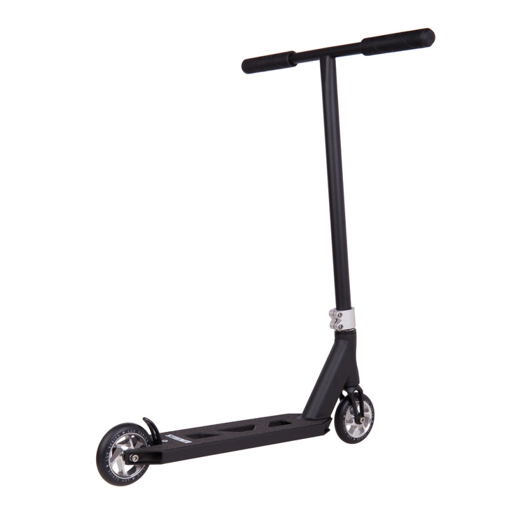 Striker Essential Freestyle koloběžka - Black/Silver