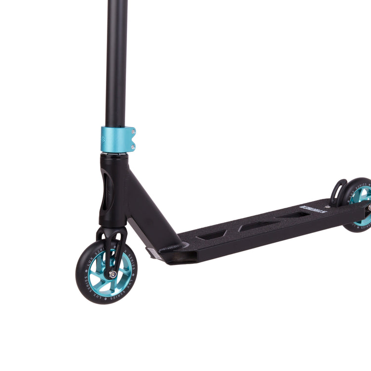 Striker Essential Freestyle koloběžka - Black/Teal