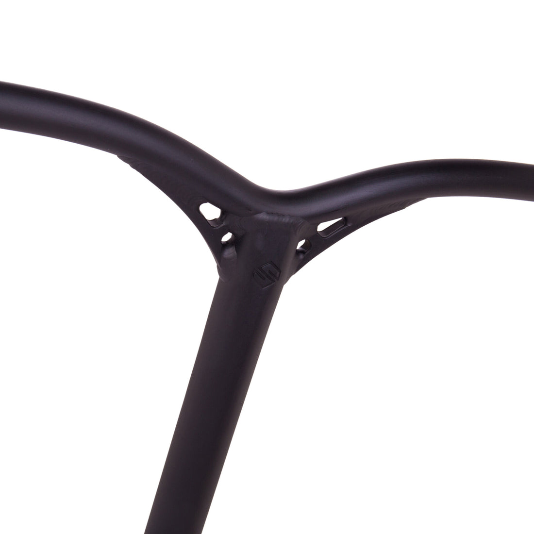 Řídítka Striker Lux V2 Aluminium - Černá